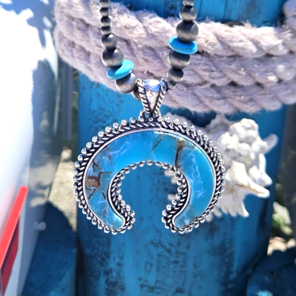 Long necklace and earrings set